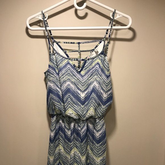 Guess Chevron Summer Dress - Picture 1 of 4